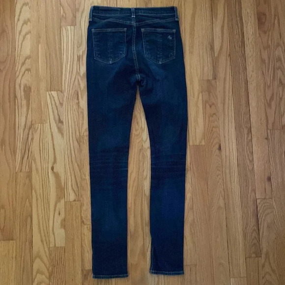 Rag & Bone Justine skinny dark wash waist 25 inseam is 30 great condition - Picture 7 of 7